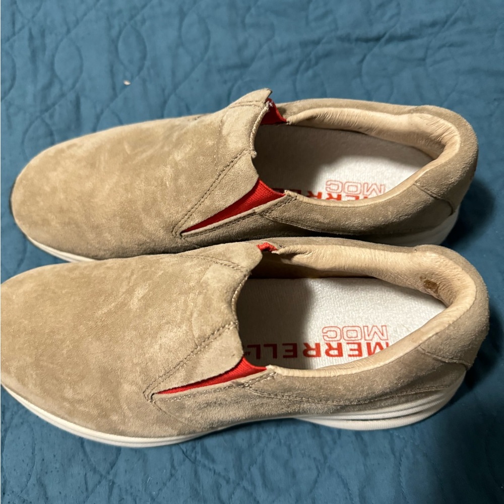 Merrell Tan women’s suede hiking shoes
